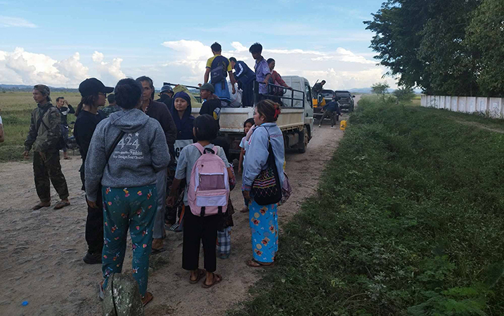 ဒီးမော့ဆိုအနောက်ခြမ်းကို စစ်ရှောင်လာသူများ မိုးကာနှင့် ရိက္ခာလိုအပ်နေ