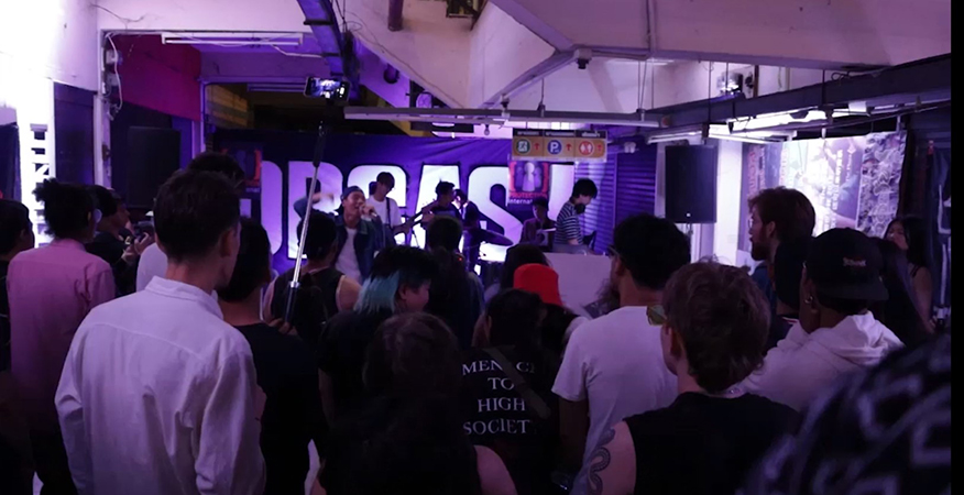 မြန်မာစစ်ဘေးရှောင်ကူညီပေးရေး လူငယ်အနုပညာရှင်များ ချင်းမိုင်တွင် ဂီတဖျော်ဖြေပွဲကျင်းပ