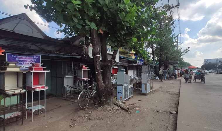 မြောက်ဥက္ကလာ အထက ၃ ရှိ စစ်ကောင်စီဂိတ် ဗုံးခွဲတိုက်ခိုက်ခံရ