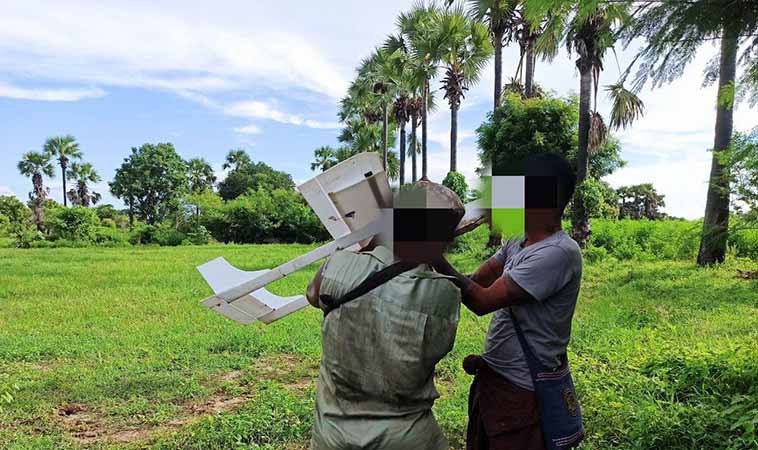 ဘုတလင်တွင် စစ်သားများ ဗုံးကြဲတိုက်ခိုက်ခံရ၊ ဒေသခံ ၃ ဦးကို စစ်တပ်ဖမ်းဆီး