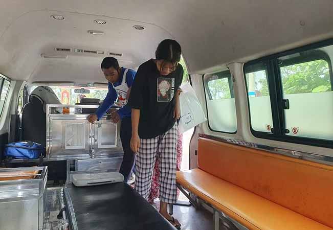 ရခိုင်တွင် စက်သုံးဆီပြတ်လပ်ပြီး လူမှုကူညီရေးအသင်းအချို့ လုပ်ငန်းရပ်နား