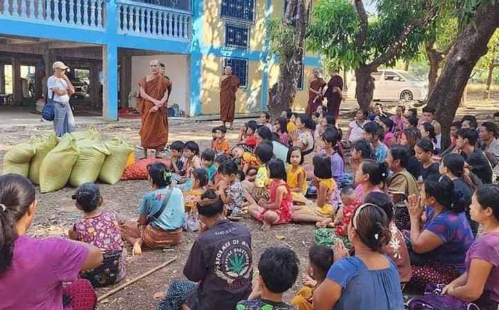 မင်းတပ်တွင် နေအိမ် ၆ လုံးကို စစ်တပ်မီးရှို့၊ ကျိုက်မရောဒေသခံ ၂ သောင်းကျော် စစ်ရှောင်နေရ