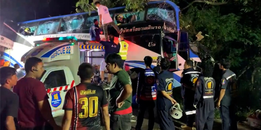 ထိုင်းတွင် ခရီးသည်တင်ကား သစ်ပင်ဝင်တိုက်ပြီး ၁၄ ဦးသေဆုံး၊ ၃၅ ဦး ဒဏ်ရာရ