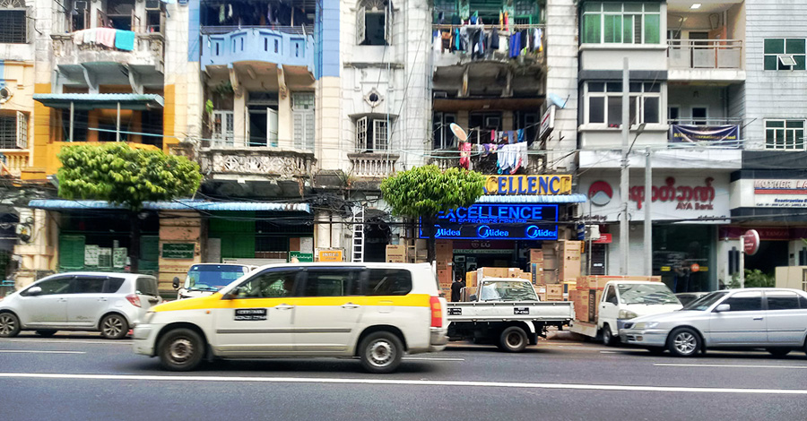 ရန်ကုန်တွင် တက္ကစီငှားခများ စံချိန်တင်မြင့်တက်