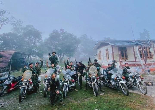 လွိုင်ကော်ရှိ ပြည်နယ်ရဲစခန်းသိမ်းတိုက်ပွဲတွင်  ရဲတပ်ဖွဲ့ဝင် ၃၀  ထက်မနည်း သေဆုံး