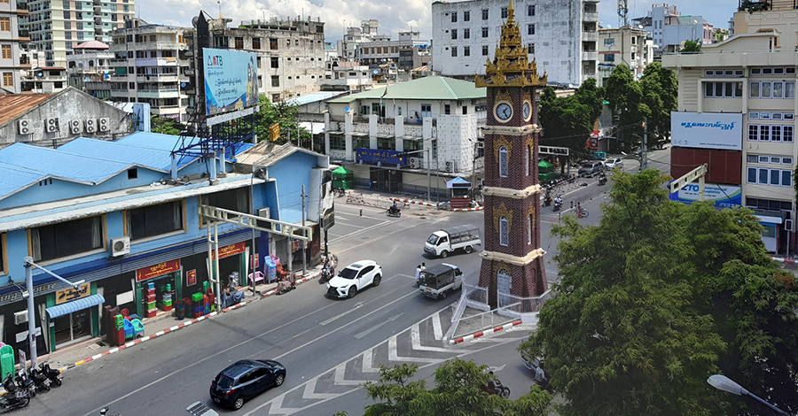 မန္တလေးနန်းတွင်းရှိ စစ်ကောင်စီ တိုင်းစစ်ဌာနချုပ် တိုက်ခိုက်ခံရ