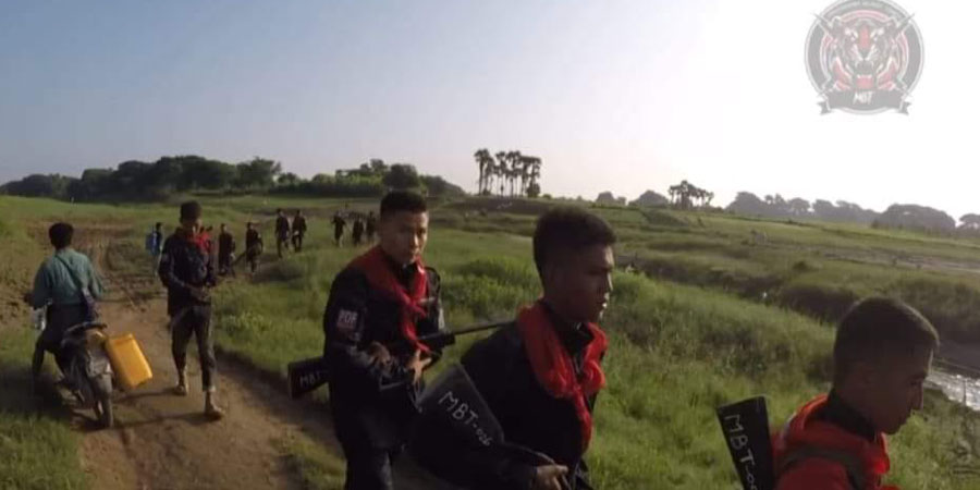ရွှေဘိုမြို့ ပျူရွာနှင့် ရေစကြို ထွေအုပ်ရုံးတို့ စီးနင်းတိုက်ခိုက်ခံရ၊ မြိုင်တွင် ရဲ ၂ ဦး စနိုက်ပါဖြင့် ပစ်ခတ်ခံရ