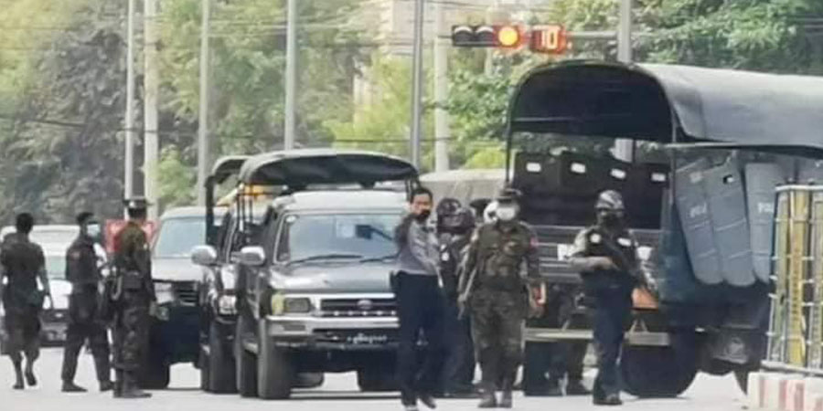 စစ်ခေါင်းဆောင်တဦး လာရန်ရှိ၍ မင်္ဂလာဒုံနှင့် ပြည်လမ်းမတလျှောက် လုံခြုံရေးတင်းကျပ်