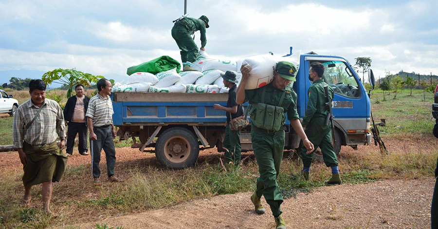 ဒေသဖွံ့ဖြိုးရေးလုပ်ရန် ပြည်သူထံက အခွန်ကောက်ခံဟု PNLO ပြော၊ ဒေသခံများ အခက်ကြုံ 