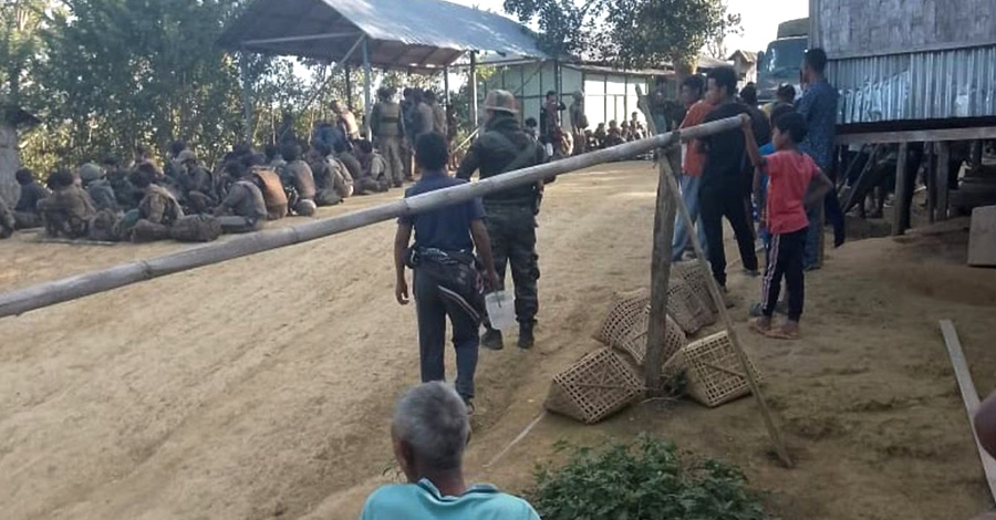 စစ်ကောင်စီ တပ်သား ၁၅၀ ကျော် အိန္ဒိယဘက် ထွက်ပြေး 