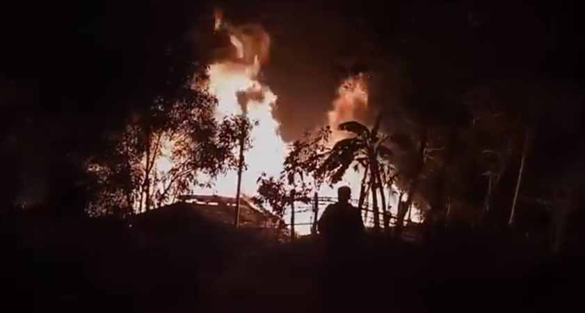 ဘင်္ဂလားဒေ့ရှ်က ရိုဟင်ဂျာဒုက္ခသည်စခန်းတခု မီးရှို့ခံရ၊ နေအိမ် ၂၄ လုံးဆုံးရှုံးပြီး ၁ ဦးသေဆုံး 