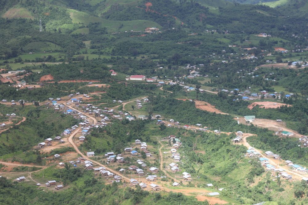 အထက္ေပါင္းေလာင္းေရအားလွ်ပ္စစ္ စီမံကိန္းေၾကာင့္ ေျပာင္းေရႊ႕ေက်းရြာေဒသခံမ်ား လိုအပ္ခ်က္ရွိ