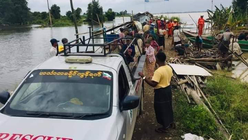 ကမ်းပါးပြိုကျသဖြင့် ပြောင်းရွှေ့ခဲ့ရသည့် ဟင်္သာတ ဒေသခံ ၁၀၀၀ ကျော် အကူအညီလိုအပ်