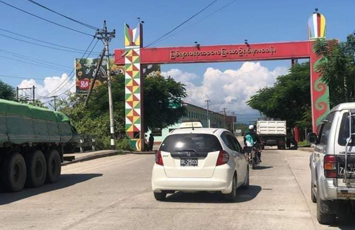 ဖားကန့်တွင် တိုက်ပွဲပြင်းထန်၊ ဖားကန့်-မြစ်ကြီးနား ကားလမ်း ယာယီပြန်ပိတ်