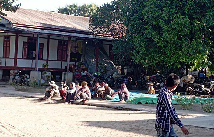 နောင်ဖာမူရွာကို စစ်တပ်က လေယာဉ်ဖြင့်ဗုံးကြဲ၊ တိုက်ပွဲကြောင့် ခင်ဦးဒေသခံများ စစ်ရှောင်နေရ