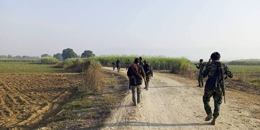 ရေတာရှည်တွင် တိုက်ပွဲဖြစ်၊ စစ်တပ်လက်နက်ကြီးပစ်ခတ်မှုကြောင့် ပြည်သူ ၁ ဦးသေ၊ ၃ ဦး ဒဏ်ရာရ