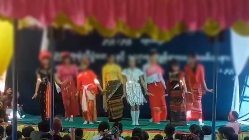 မင်းတုန်းမြို့နယ်၌ ပညာရေးစုံညီပွဲတော်ကျင်းပနေသည့် မူလတန်းကျောင်းက ဆရာ ဆရာမများ ဖမ်းဆီးခံရ