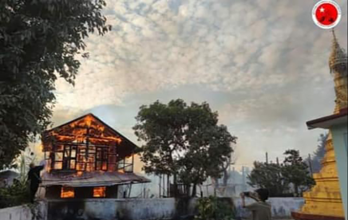 ကန့်ဘလူတွင် ပျူစောထီးစခန်းတိုက်ခိုက်ခံရပြီးနောက် ကျေးရွာ ၃ ရွာ စစ်တပ်ကမီးရှို့