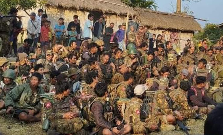 စစ်ကောင်စီတပ်သား ၂၀၀ ကျော် အိန္ဒိယဘက် ထပ်မံထွက်ပြေး