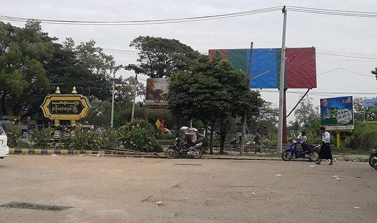 ပန်းတနော်-အိမ်မဲ ကားလမ်းဘေးက အိမ်များကို စစ်ကောင်စီ ချက်ချင်းဖျက်ခိုင်း