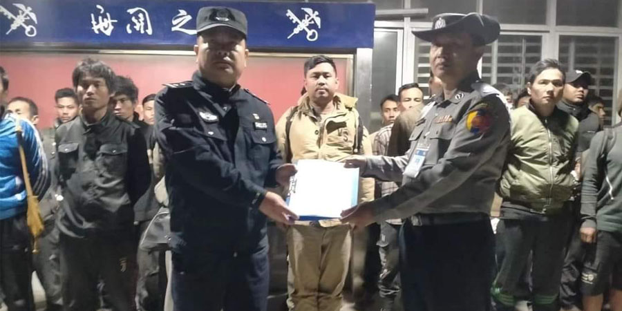 မန့်ဝိန်းကြီးတိုက်ပွဲတွင် တရုတ်ဘက်ပြေးသွားသည့် စစ်ကောင်စီတပ်ဖွဲ့ဝင်များကို လွှဲပြောင်း