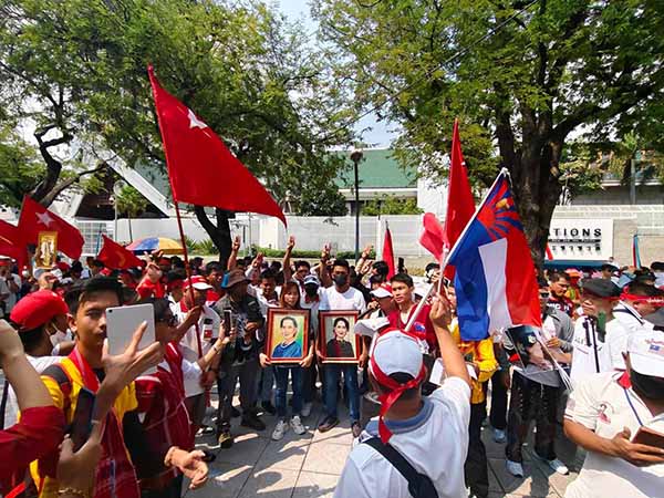 စစ်အာဏာသိမ်း ၃ နှစ်ပြည့်  ထိုင်းနိုင်ငံ ဘန်ကောက်မြို့တွင် ဆန္ဒပြ (ဓာတ်ပုံ) 