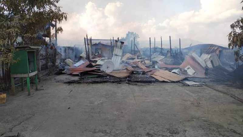 ဖားကန့်မီးလောင်မှု အနှိပ်ခန်းနှင့် နေအိမ် ၃ လုံး မီးလောင်