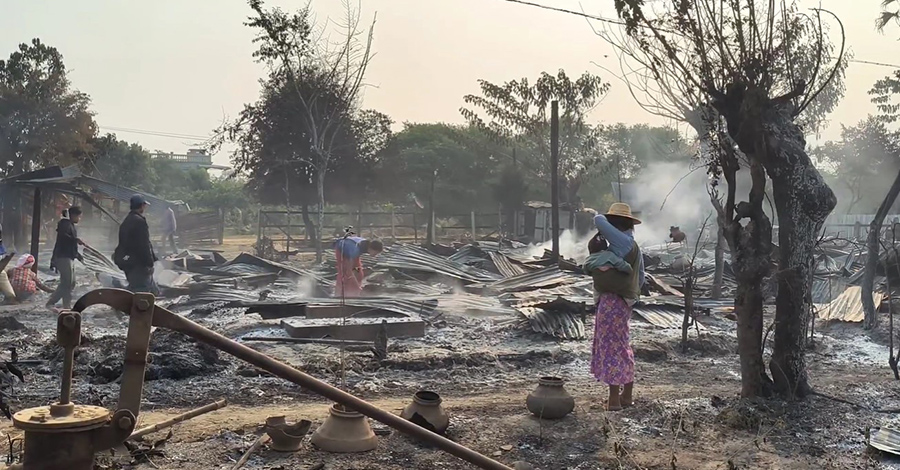 ခင်ဦးမြို့နယ်က ကျေးရွာ ၂ ရွာကို စစ်တပ် မီးရှို့၊ ဒေသခံ ၃ ဦးကိုသတ်ဖြတ်ခဲ့