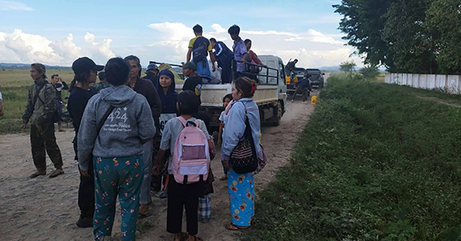 မြေမြှုပ်မိုင်းနှင့် လေကြောင်းဗုံးကြဲတိုက်ခိုက်မှုအန္တရာယ်ကြောင့် ဒီးမော့ဆို စစ်ရှောင်များ အိမ်မပြန်သင့်သေး   