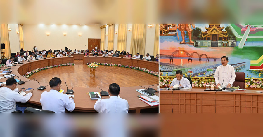 ပါတီများနှင့် စစ်ခေါင်းဆောင်တွေ့ဆုံ၊ စစ်မှုထမ်းဥပဒေကြောင့် ကာကွယ်ရေးအင်အား တိုးမြှင့်စေမည်ဟု ပြော 