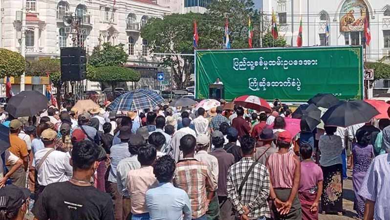 စစ်မှုထမ်းဥပဒေထောက်ခံပွဲ မြို့နယ်အလိုက်ပြုလုပ်ရန် စစ်ခေါင်းဆောင် ညွှန်ကြား