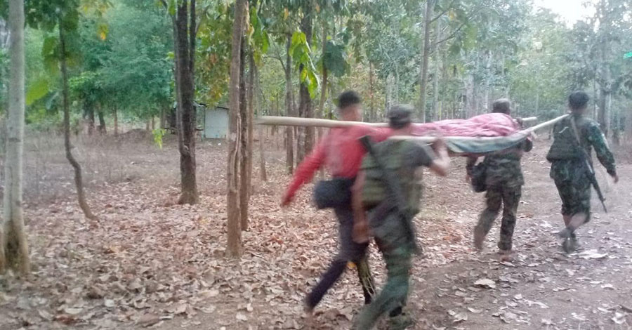 ပျူစောထီးရွာက ပြည်သူများကို ကယ်ထုတ်ရင်း မိုင်းနင်းမိသည့်ရဲဘော် ဆေးကုစရိတ် လိုအပ်နေ