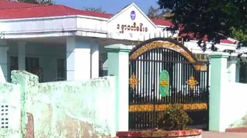 ကျောက်ဖြူလေဆိပ်တွင် စစ်ကောင်စီတပ်ဖမ်းဆီးထားသည့် လူငယ် ၁ ဦး သေကြောင်းကြံ