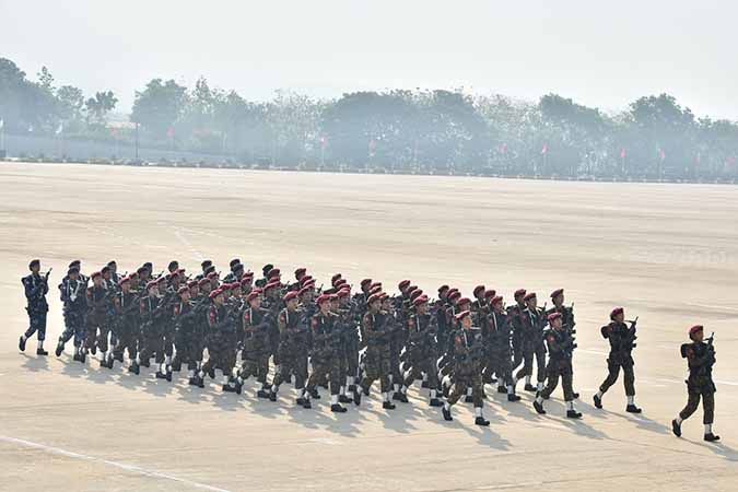 အမျိုးသမီးများကို စစ်မှုထမ်းခေါ်ရန် အစီအစဉ်မရှိသေးဟု စစ်ကောင်စီပြော