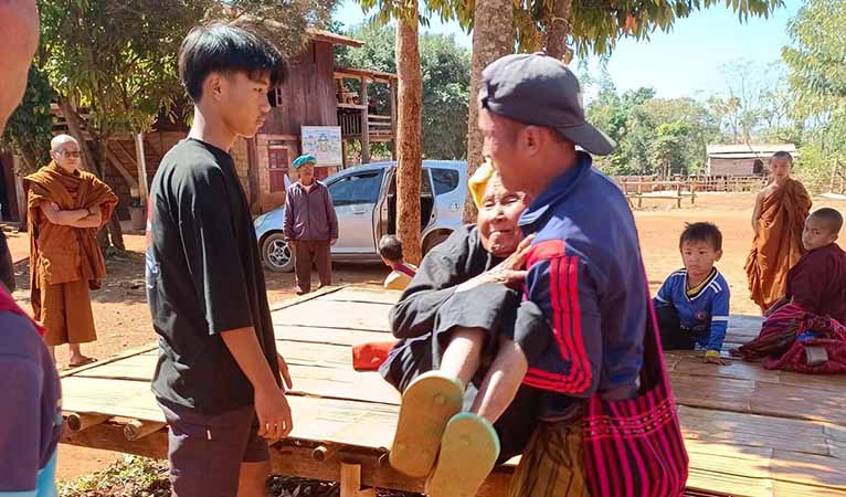 ဆီဆိုင်က စစ်ရှောင်သက်ကြီးရွယ်အိုတချို့ လေဖြတ်သေဆုံး
