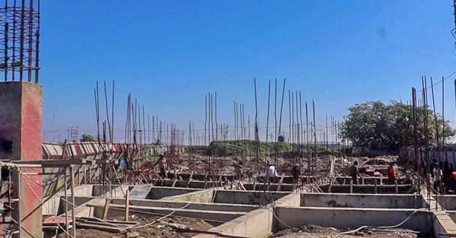 ဧရာဝတီတိုင်းတွင် အိမ်ခြံမြေအရောင်းအဝယ် ကျဆင်း၊ ဆောက်လုပ်ရေးလုပ်သားများ အလုပ်လက်မဲ့ဖြစ်