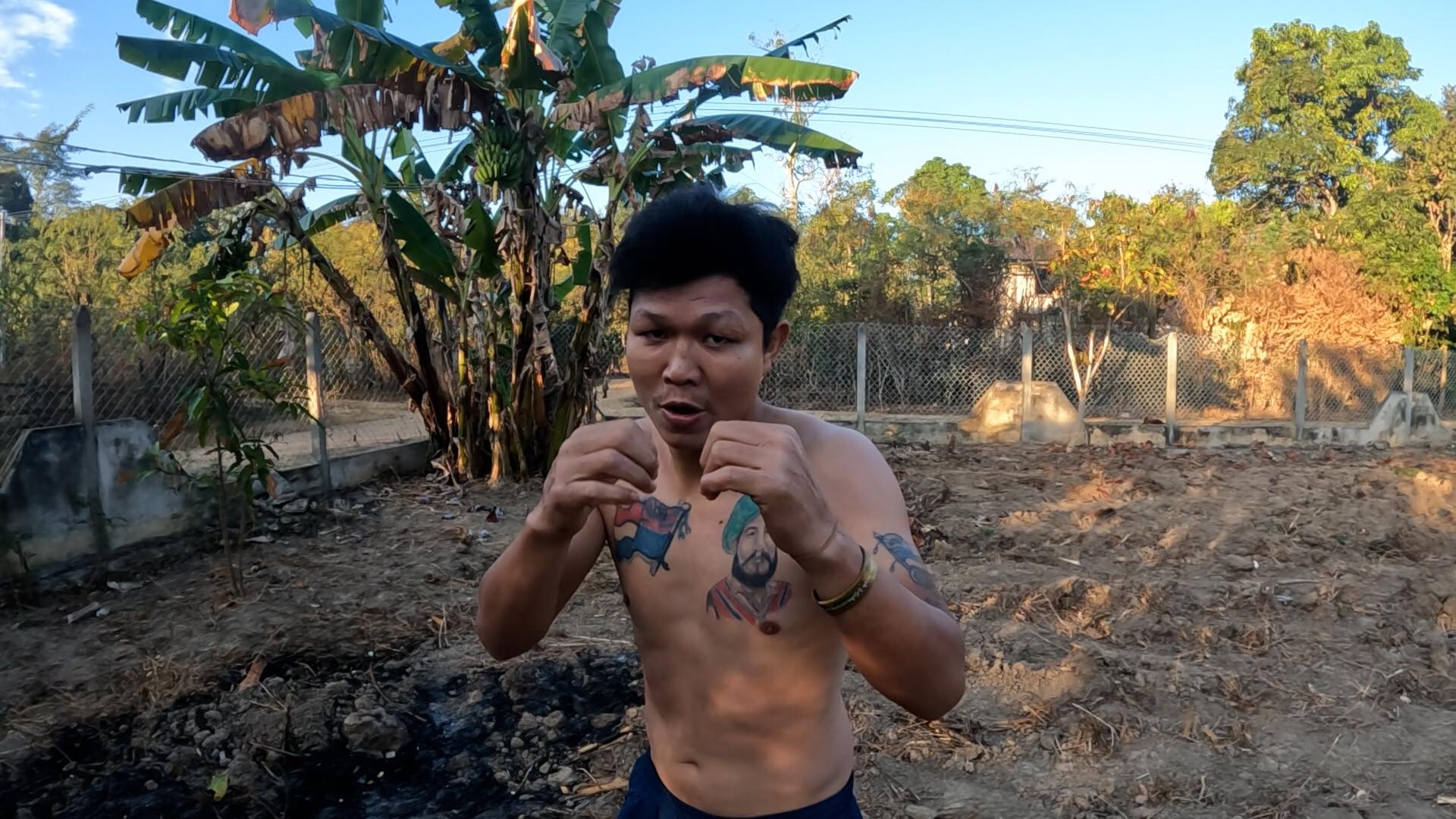 “အောင်မြင်နေတဲ့ လက်ဝှေ့သမားဘဝမှ Free Burma Ranger တပ်ဖွဲ့ဝင်ဖြစ်လာသူ စောအယ်လေး”