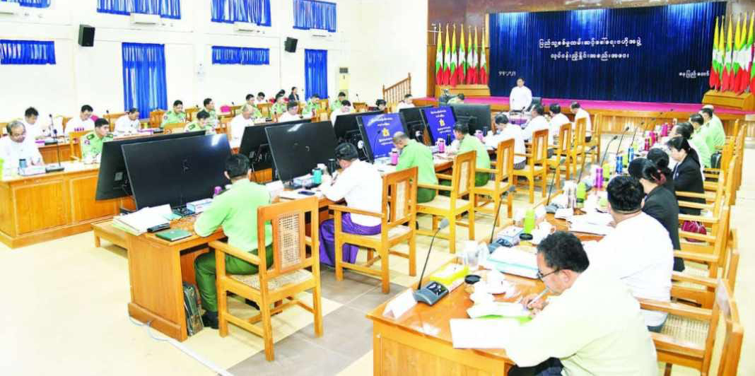 စစ်မှုထမ်းရန်အတွက် လူစာရင်းပေးပို့ရန်နှင့်သင်တန်းကျောင်းများအသင့်ပြင်ထားရန် စစ်ကောင်စီ ပြော