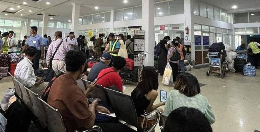 သံတွဲပြန်မည့် လူငယ်  ၂၀ ကို  ရန်ကုန်လေဆိပ်တွင် ဖမ်းဆီးပြီး စစ်ကြောရေးပို့