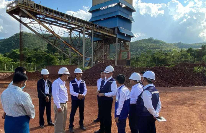 စက်မှုဒုဝန်ကြီးလမ်းကြောင်းလုံခြုံရေးယူပေးသည့် ရဲတပ်ဖွဲ့ဝင်များတိုက်ခိုက်ခံရ၊  ရဲ ၃ ဦး သေဆုံး 