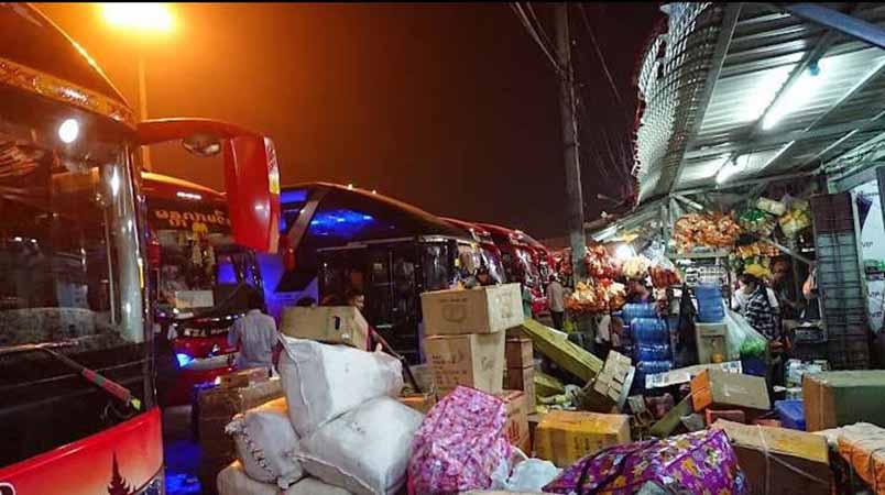 ခရီးသွားရာသီ အဝေးပြေးယာဉ်လိုင်းများ ခုံလူမပြည့်ပဲ ထွက်ခွာနေရ