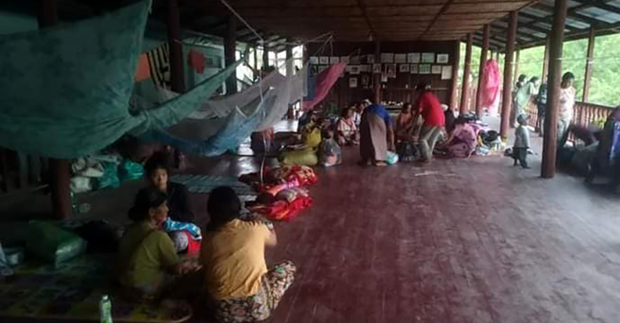 ဗန်းမော်က စစ်ရှောင်စခန်းများတွင် စစ်တပ် မိသားစုများ လာရောက်ရောနှောနေထိုင်