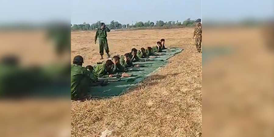 ရိုဟင်ဂျာများကို စစ်မှုထမ်းခိုင်းရန် စစ်ကောင်စီတပ်က လိုက်လံဖမ်းဆီးနေ