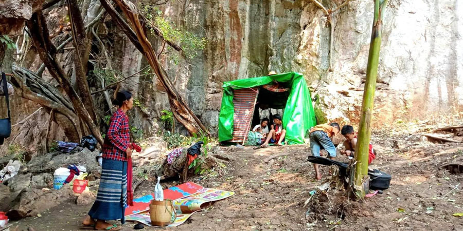 တနိုင်းတိုက်ပွဲတွင် စစ်တပ်က လေယာဉ်ဖြင့်ဗုံးကြဲ၊ ဆီဆိုင်စစ်ရှောင် ၂၀၀ ကျော် အကူအညီ လိုအပ်နေ