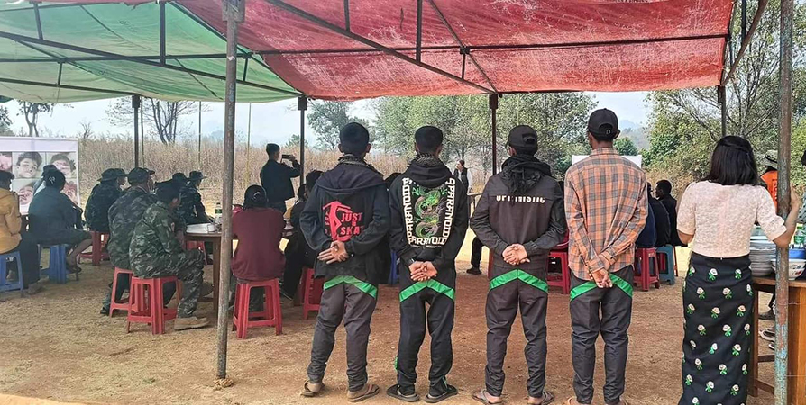 အောင်ပန်းမြို့ သပိတ်အတွင်း ကျဆုံးခဲ့သူ ၁၁ ဦးအတွက် အောက်မေ့ဖွယ်အခမ်းအနား ပြုလုပ်