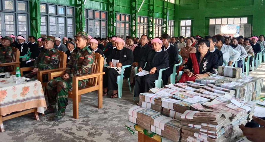 ထိခိုက်ပျက်စီးခဲ့သည့် မြို့နယ်များ ပြန်ထူထောင်ရန် TNLA က ကျပ်သိန်း ၄၅၀၀ ခန့် ထောက်ပံ့