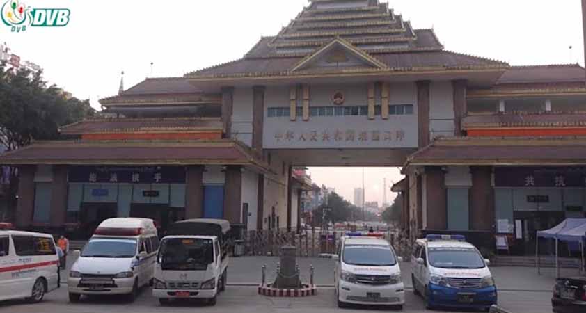 မြန်မာ-တရုတ်နယ်စပ်ဖြတ်ခွင့် သက်တမ်းတိုးကြန့်ကြာနေသဖြင့် အလုပ်သမားများအခက်ကြုံ