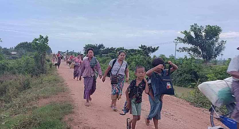 ခင်ဦးမြို့နယ် တဲစုရွာက အိမ်ခြေ ၃၀ ကျော်နှင့် ရွာသား ၁ ဦးကို စစ်တပ်က မီးရှို့သတ်ဖြတ်