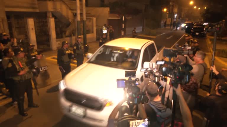 ရိုးလက်စ်နာရီ အများအပြား ပိုင်ဆိုင်သည့် ပီရူးသမ္မတ စုံစမ်းစစ်ဆေးခံရ