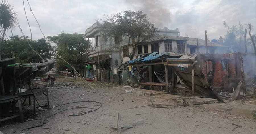 ရခိုင်တွင် မတ်လအတွင်း လေကြောင်းတိုက်ခိုက်မှုကြောင့်  ပြည်သူ ၃၀ ကျော်သေဆုံး၊ ၈၀ ဒဏ်ရာရ